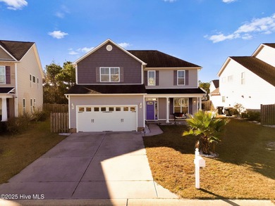 Beautiful 3 Bedroom/2.5 Bath + Bonus Room/Loft, 2 story home in