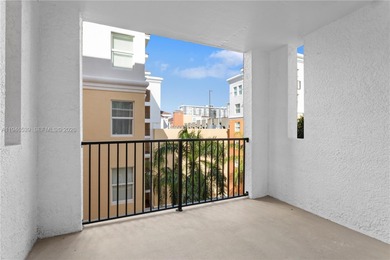 Live the Sunny Isles Beach waterfront lifestyle at Porto