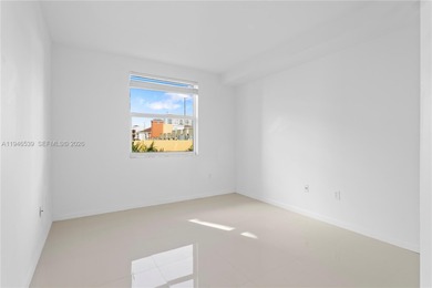 Live the Sunny Isles Beach waterfront lifestyle at Porto