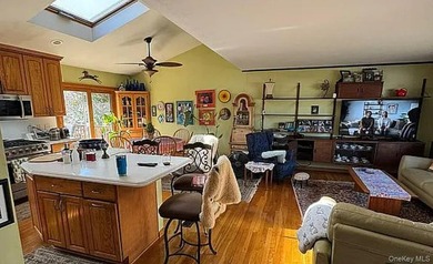 Updated Hi-Ranch | New Viking Stove, Central AC & More | Private - photo 12