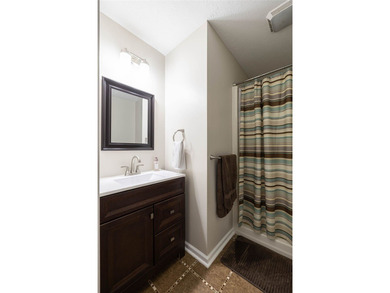 Welcome Home to 475 Mill Road, Step right in and fall in love! - photo 23
