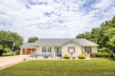 Lake Home Sale Pending in Pontoon Beach, Illinois