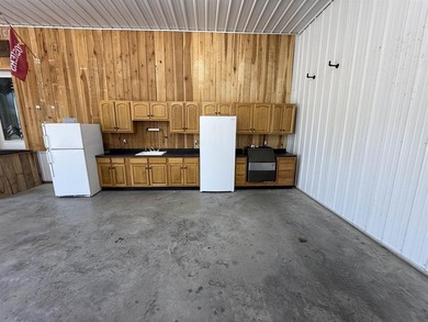 Terrific Property! 4 Bedrooms, 2 Full Baths (including guest - photo 34