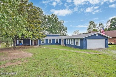 Come fall in love with the Scenic Lake Front Home on Watts Bar - photo 1