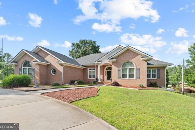Lake Sinclair Home For Sale in Milledgeville Georgia