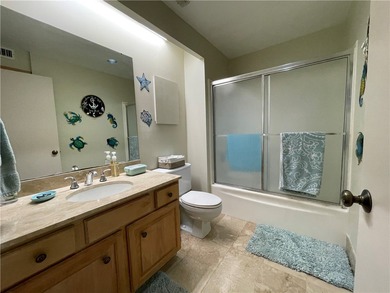 Dreaming of a condo with spectacular views, dream no more! This