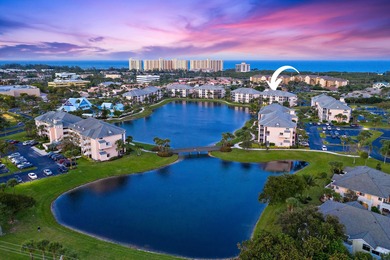Lake Condo For Sale in Jupiter, Florida