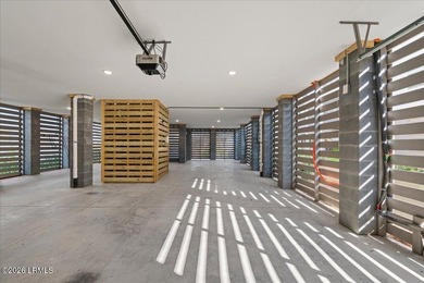 Luxury marsh front living, newer construction, deep water - photo 40
