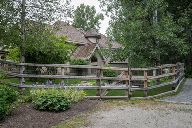 One of the rarest and most spectacular homesites in the valley - photo 47