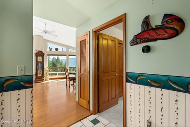 Incredible opportunity to own a well loved lake view home in - photo 11