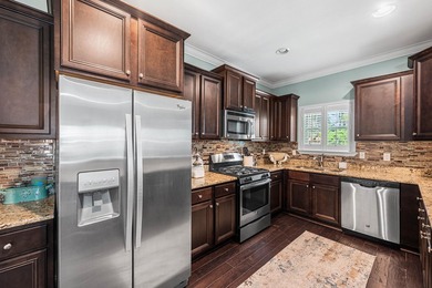 In the heart of Inlet Beach, this fully furnished 3-bedroom, 2 - photo 13