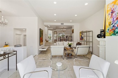 Coveted SeaCliff on the Greens Executive townhome. Light-filled - photo 16