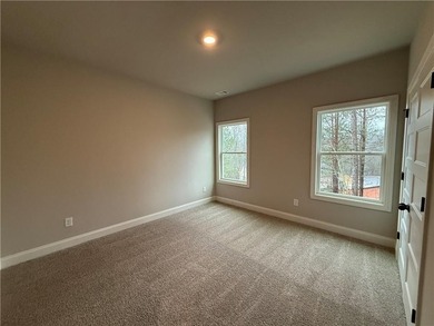 Get up to $10,000 in BUILDERS INCENTIVES towards Closing Cost - photo 20