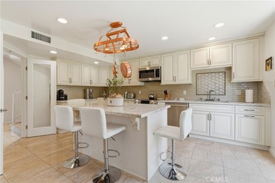Coveted SeaCliff on the Greens Executive townhome. Light-filled - photo 23
