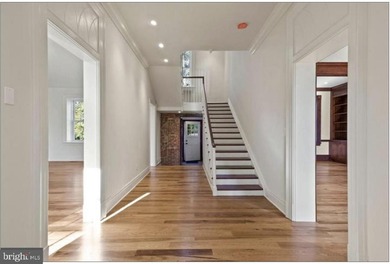 For Sale Subject to Existing Lease. A Long Tree Lined Drive - photo 7