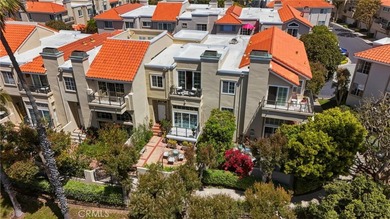 Coveted SeaCliff on the Greens Executive townhome. Light-filled - photo 48