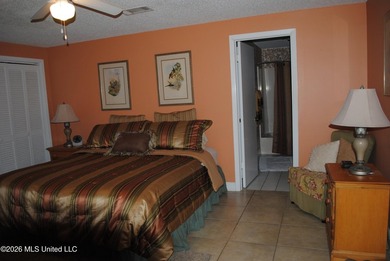 Investors dream. This unit has a signed 1 year lease with a - photo 10