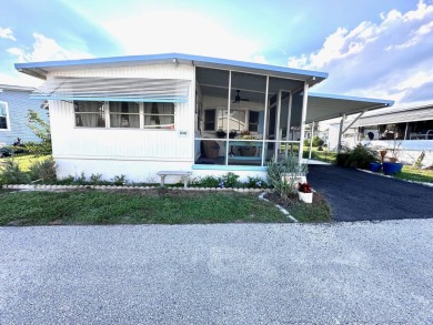 Lake Home For Sale in Grand Island, Florida