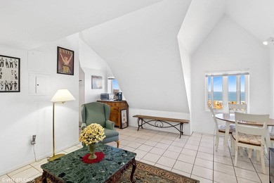 Enjoy crisp water and sunset views over Fort Pond Bay and - photo 4
