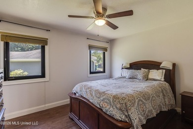 Welcome to 10 Dogwood Dr in Gulfport, MS--a beautifully updated - photo 9