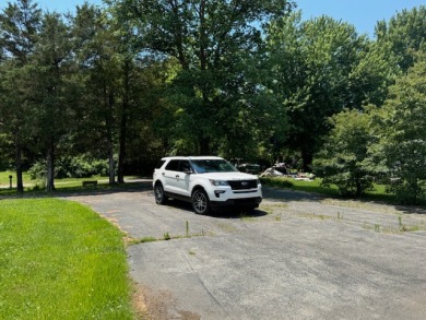 Motivated Seller!  3 bay garage. - photo 4