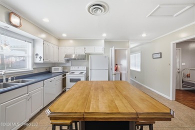 Great vacation home on Mary Walker Bayou.. Enjoy easy access to - photo 21