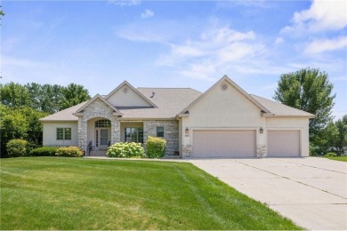 Lake Home For Sale in Hutchinson, Minnesota