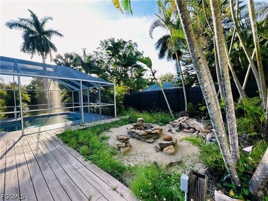 This beautiful home features 2 bedrooms and 1.5 bathrooms. It - photo 33