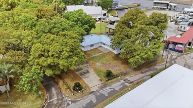 Great vacation home on Mary Walker Bayou.. Enjoy easy access to - photo 43