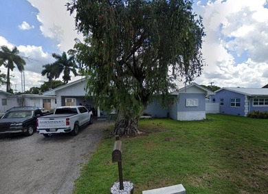 Lake Okeechobee Home For Sale in Belle Glade Florida