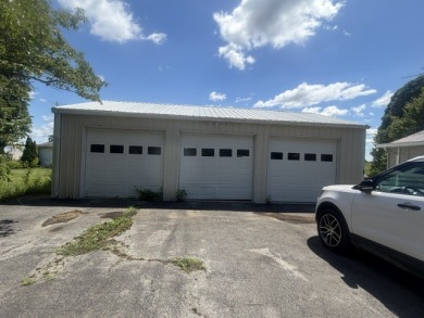 Motivated Seller!  3 bay garage. - photo 16