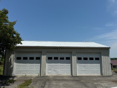 Motivated Seller!  3 bay garage. - photo 3