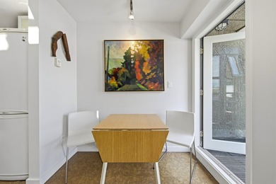 Welcome to Alma Court, an intimate boutique building tucked away - photo 8