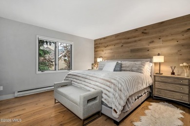 Experience refined mountain living in this exquisitely designed - photo 11