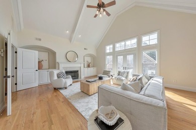 Luxury, convenience, and exceptional design come together in - photo 33