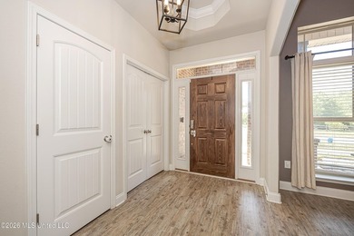 Newly reduced price as of 5/18!! Welcome home to this beautiful - photo 8