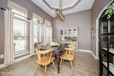 Newly reduced price as of 5/18!! Welcome home to this beautiful - photo 10
