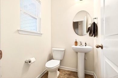 Welcome Home! This very well-kept Town Home is in The Gated Park - photo 30
