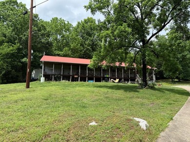 Unique unrestricted property on Cordell Hull Lake with lots of - photo 32