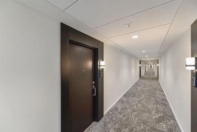 Spectacular 2 Bedroom plus Den and 2 bath for sale! Spacious Den