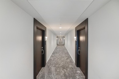 Spectacular 2 Bedroom plus Den and 2 bath for sale! Spacious Den