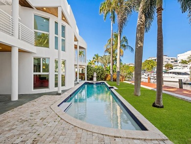 Stunning contemporary waterfront estate on the Karen Canal in - photo 4