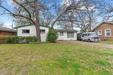 Bachman Lake Home For Sale in Dallas Texas