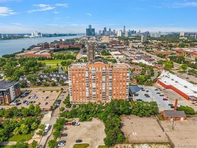 Detroit River Condo For Sale in Detroit Michigan