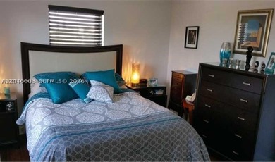 Victoria Park 2 bed 1 bath condo - Great Location - 5th floor - photo 4