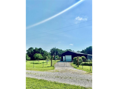 (private lake, pond, creek) Home For Sale in Palmyra Missouri