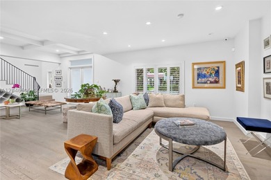 Exceptional Coral Gables residence just moments from The Plaza - photo 3