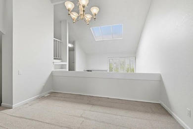 Just Reduced $100,000!!! Light and bright Seascape townhouse in - photo 10