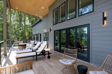 Modern Timber Retreat with Panoramic Views of Lake Nickajack: - photo 12