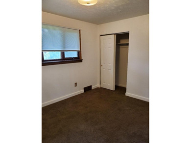 3-bedroom single family home featuring a spacious layout and - photo 12